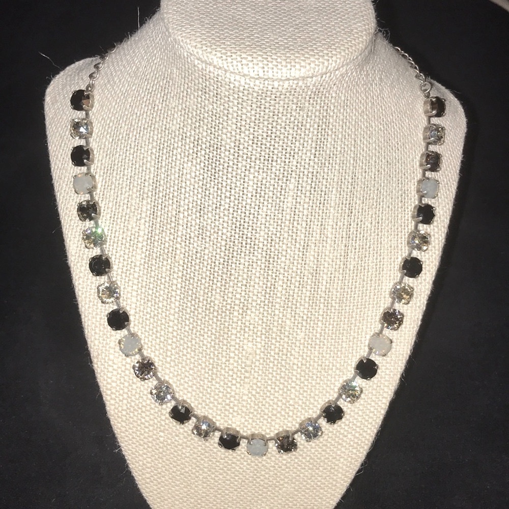 Handmade Swarovski crystal necklace - Picture 1 of 3